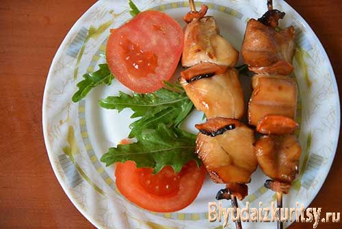 Куриный шашлык приготовленный в гриль – газе