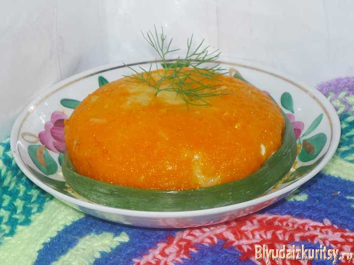 Салат с копченой курицей «Слоенный Рыжик»