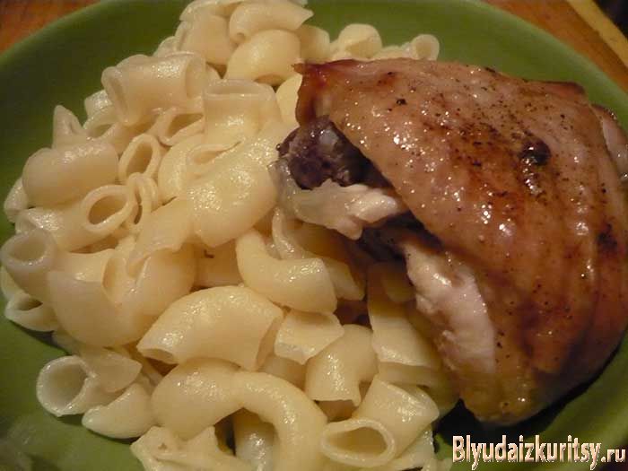 Курица в банке под соусом из собственного сока