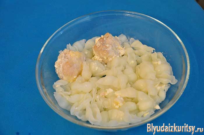 Куриные шарики в сырно-сливочном соусе