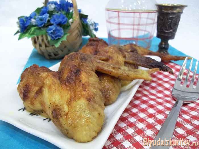 Жареные куриные крылышки с карри