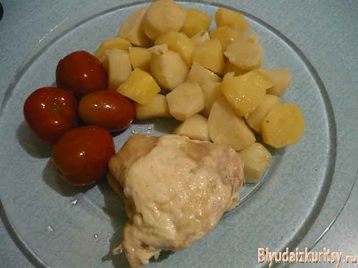 Бедра куриные с картошкой в пароварке