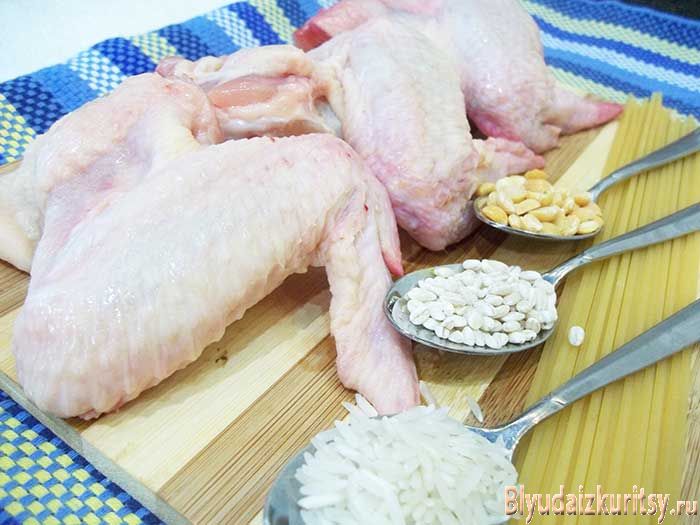 Что приготовить из куриных крылышек?